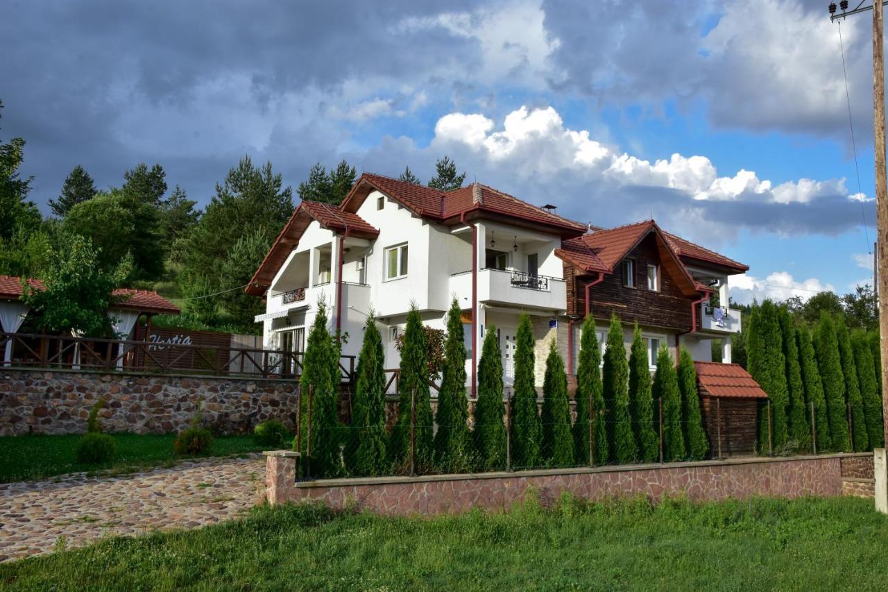 Hestia Apartments Berovo Bagian luar foto