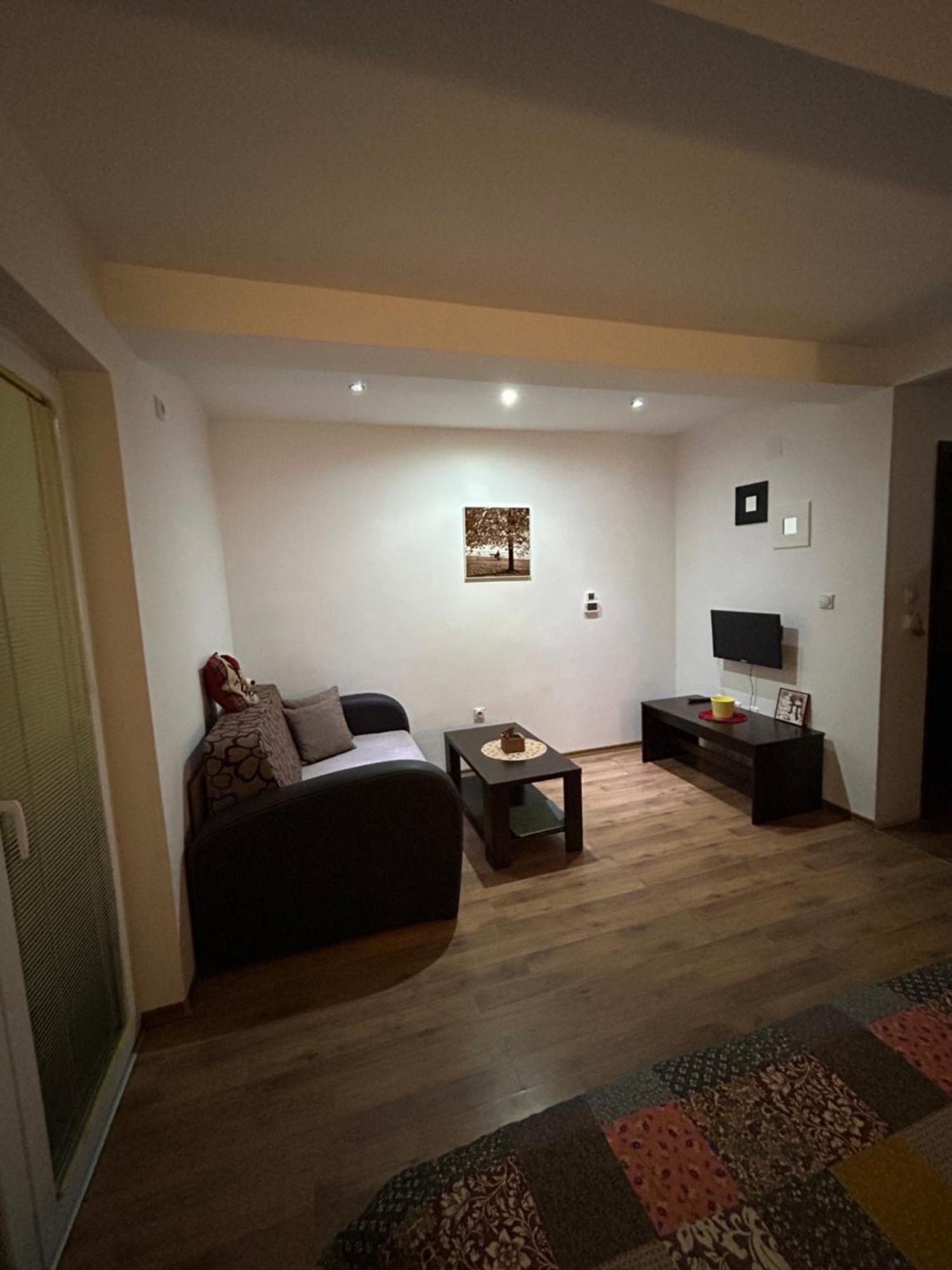 Hestia Apartments Berovo Bagian luar foto